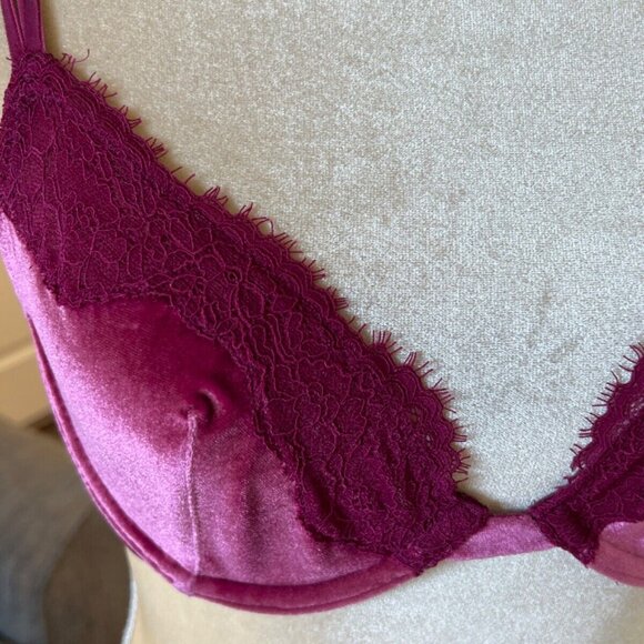 Victoria’s Secret Sexy Tee Unlined Demi Bra Velvet Lace Trim Size 32D - Picture 5 of 5